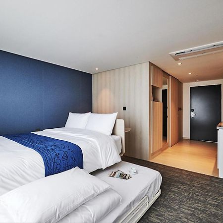 Jeju Pureun Hotel Seogwipo Exterior photo