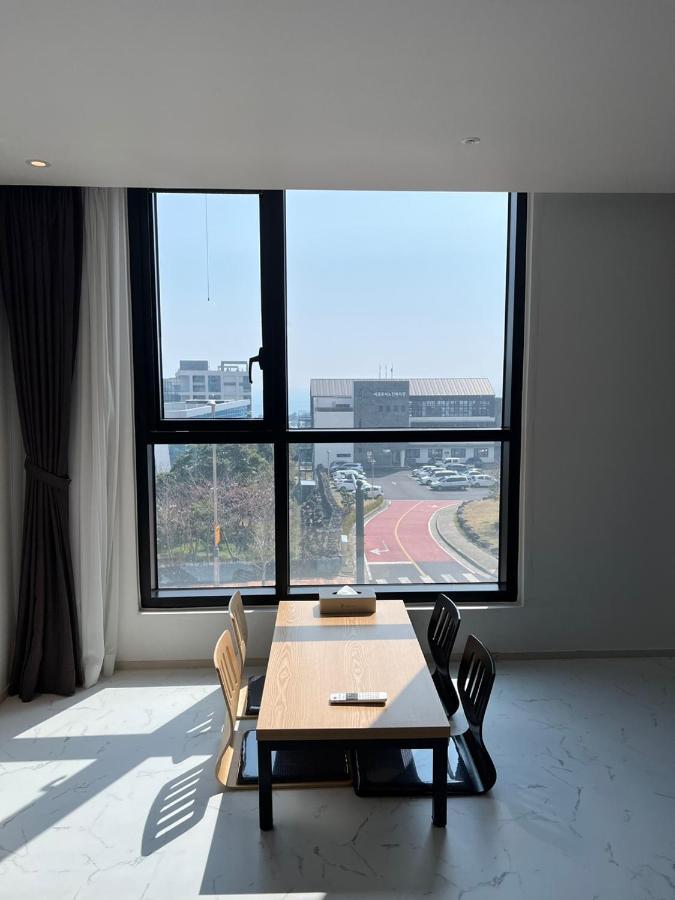 Jeju Pureun Hotel Seogwipo Exterior photo