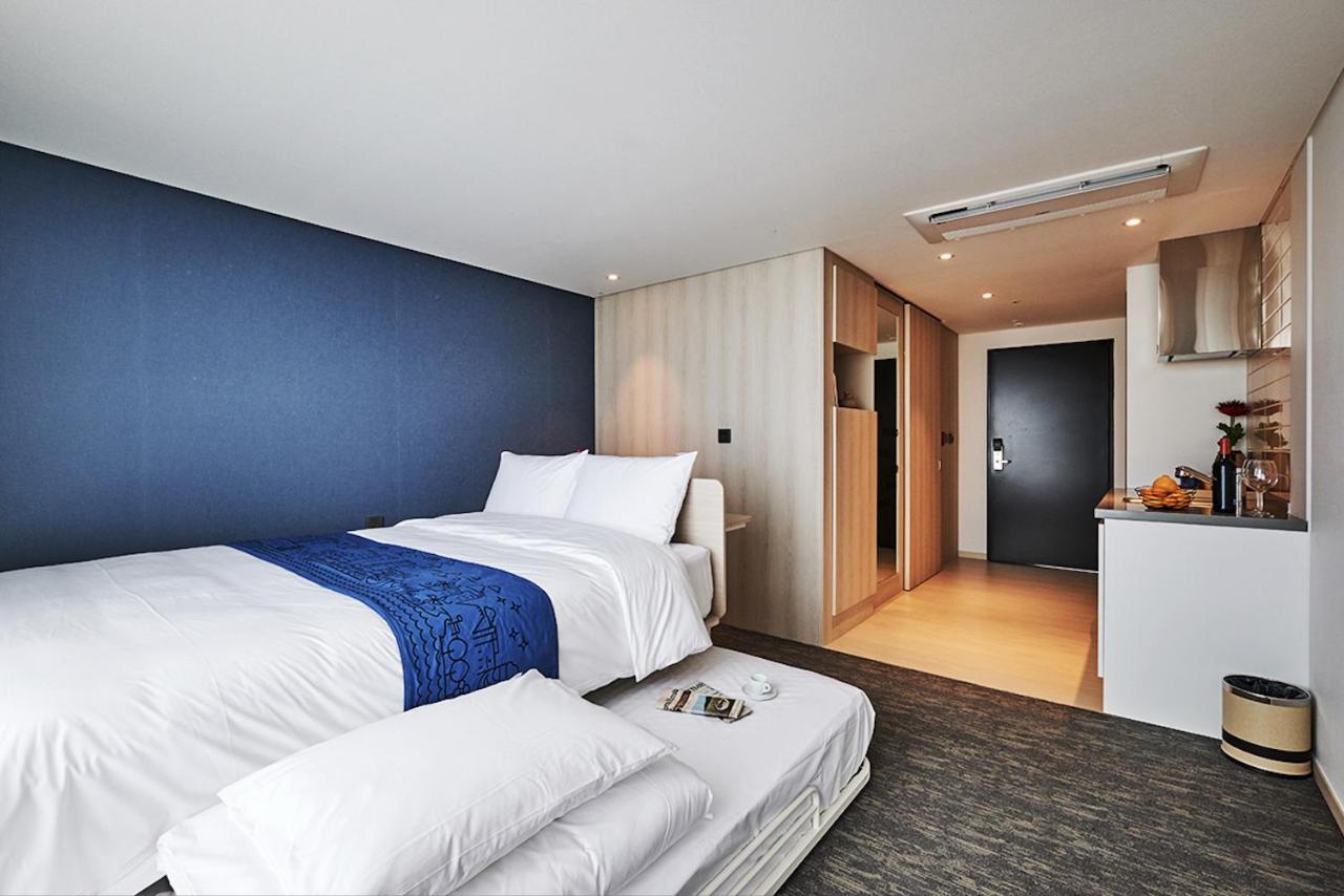 Jeju Pureun Hotel Seogwipo Exterior photo