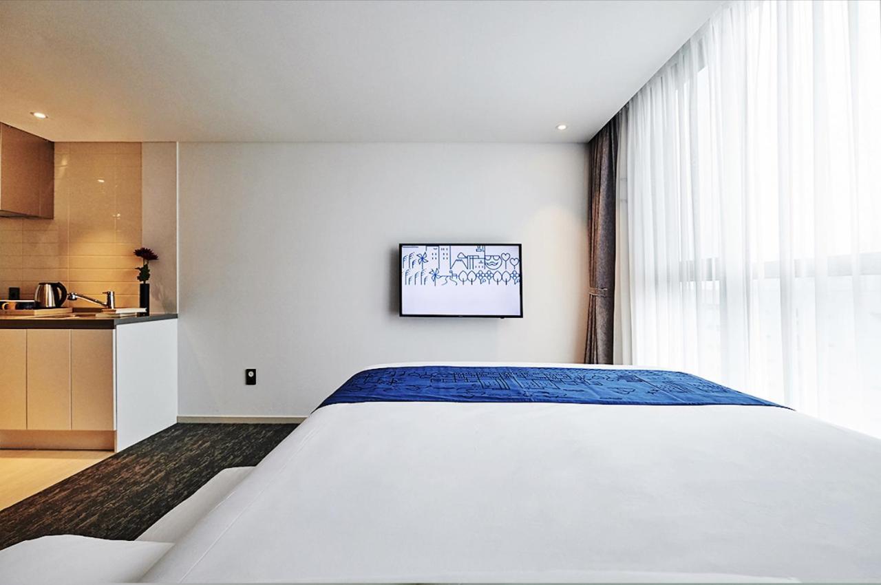 Jeju Pureun Hotel Seogwipo Exterior photo